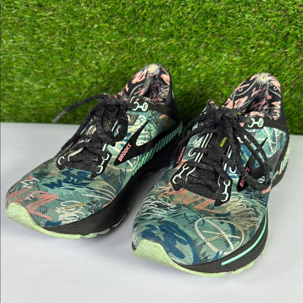 Brooks Cushion Support Vibrant Patterned Running Shoes